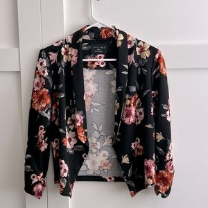 NWOT Floral Cotton Blazer size Small